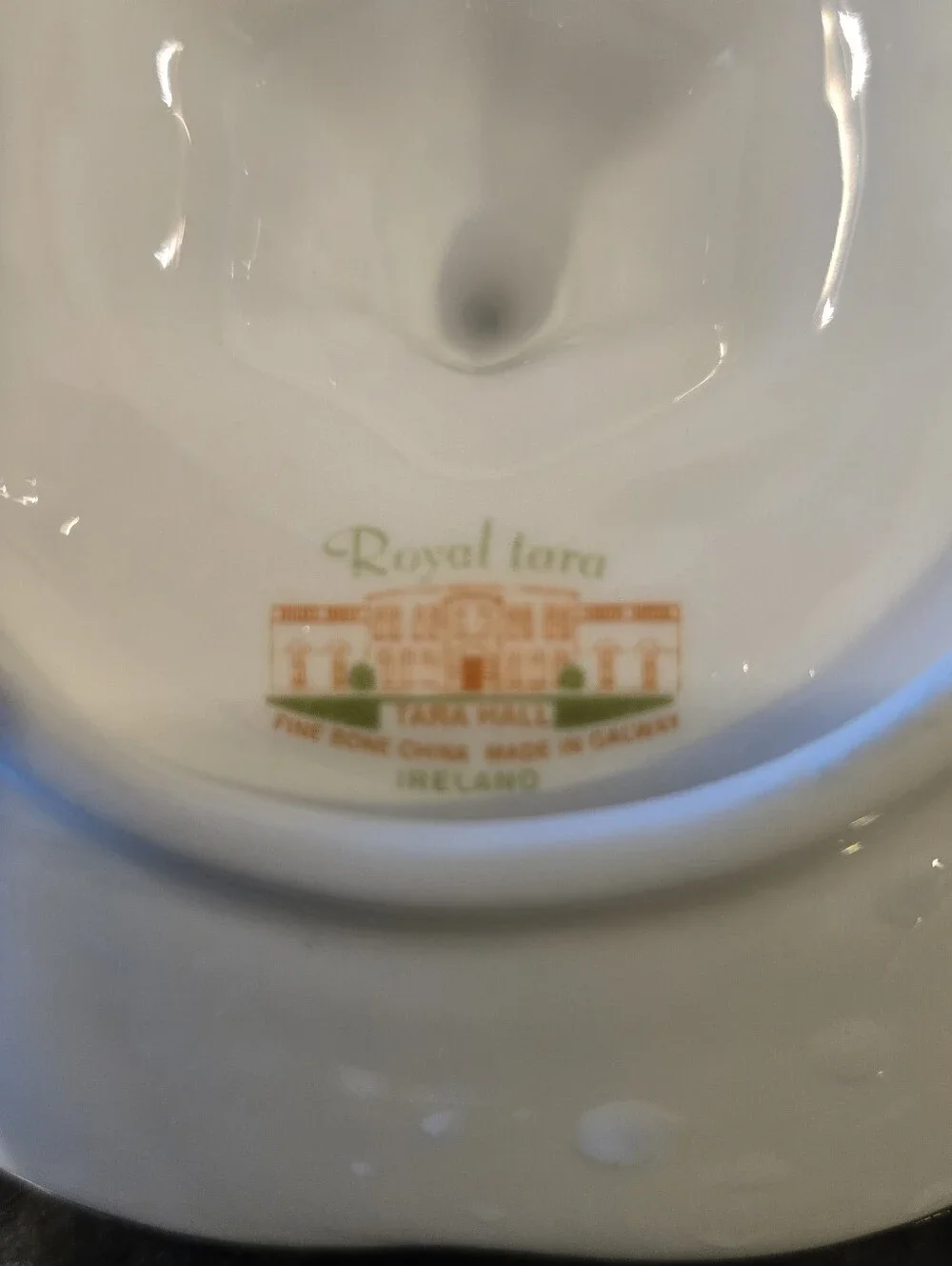 Royal Tara Ireland Shamrock Ring Holder Fine Bone China